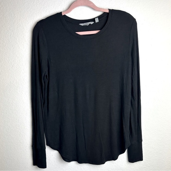 Athleta Ribbed Long Sleeve Curved Hem Shirt Size Small - Picture 2 of 7